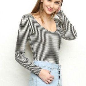 🎬🌻STRIPED BRANDY LONGSLEEVE